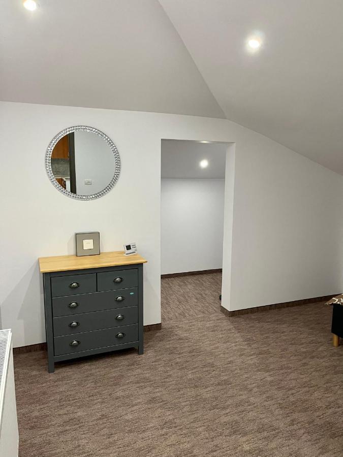 Cozy Apartament With 2Rooms Timişoara Exteriör bild